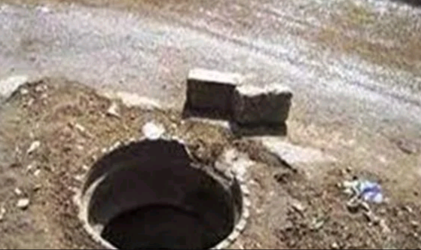  أهالى قرية سوادة في فاقوس يستغيثون من بيارات الصرف الصحي