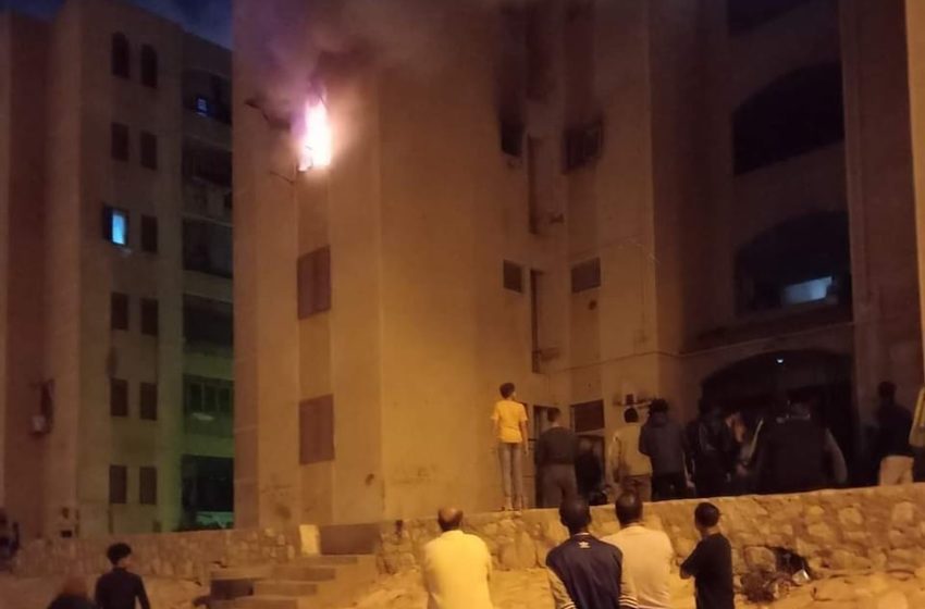  اندلاع حريق داخل شقة سكنية بالعاشر