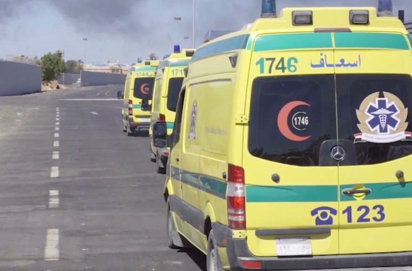  إصابة 3 أشخاص في حادث تصادم بالعاشر