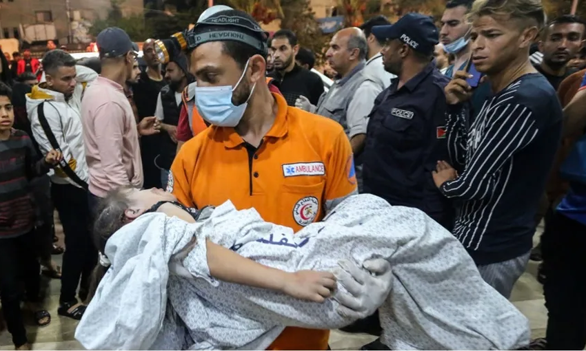  “صحة غزة”: ندعو مصر لتحريك سيارات إسعاف لإنقاذ المرضى بمشفى الشفاء