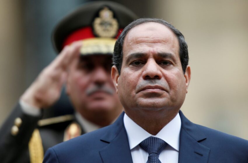 مجلة بريطانية: أموال القروض والمنح تذهب لجيوب قيادات الجيش بمصر